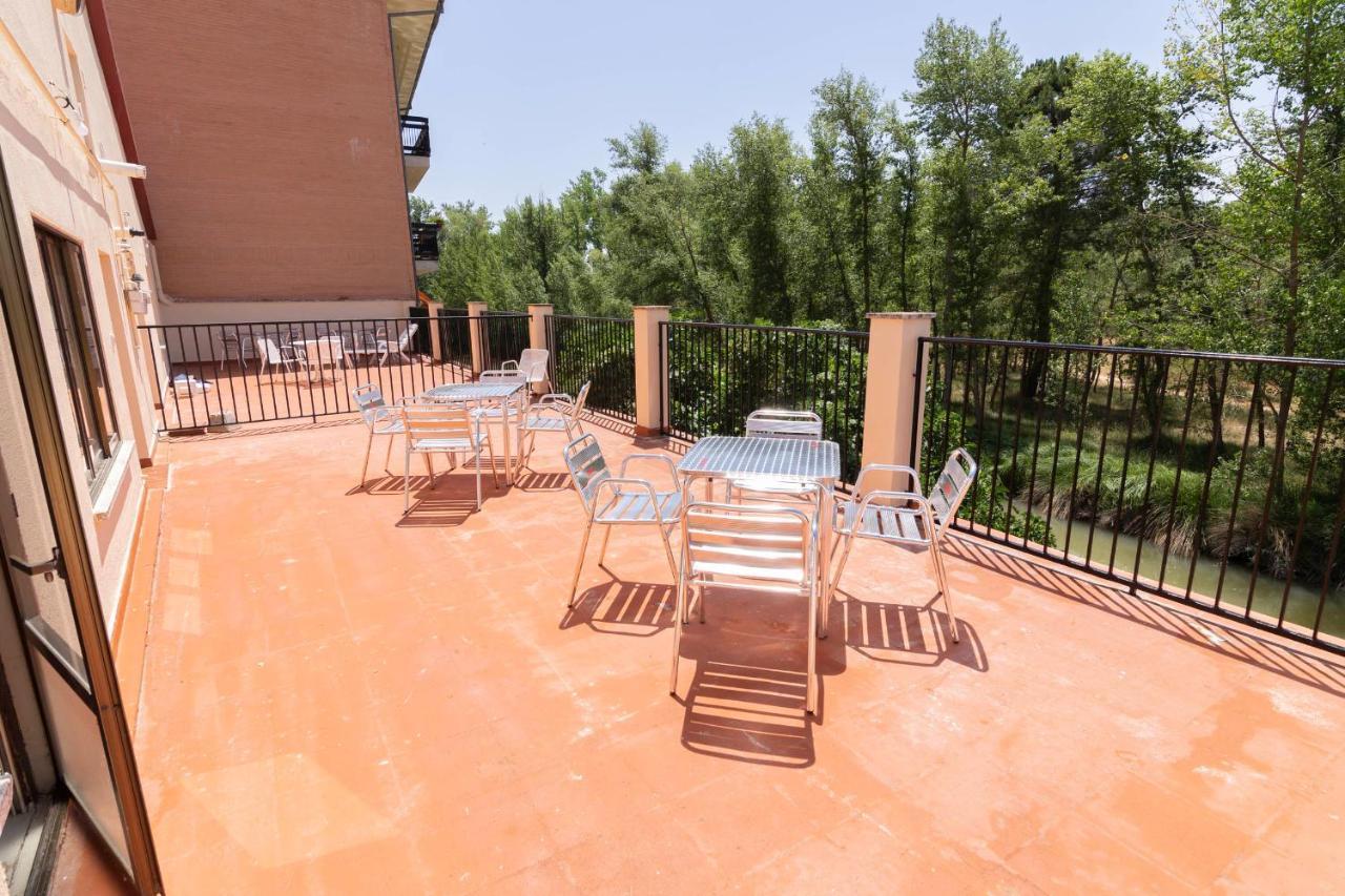 Apartamentos El Balcon Del Duero San Esteban De Gormaz Kültér fotó